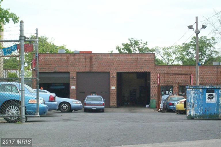 2405 22nd St NE, Washington, DC 20018 photo 1