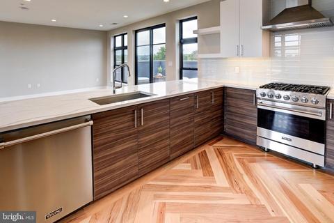 1345 K St SE #PH2, Washington, DC 20003 photo 9