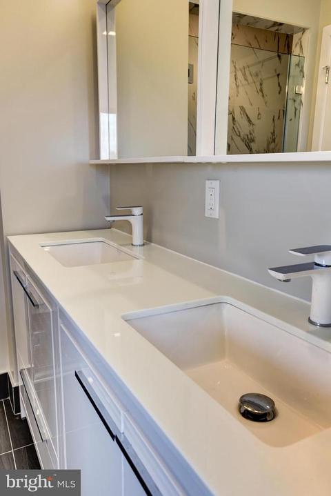 1345 K St SE #PH2, Washington, DC 20003 photo 14