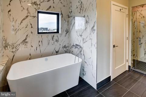 1345 K St SE #PH2, Washington, DC 20003 photo 16