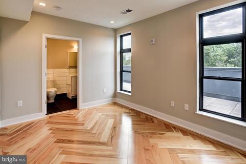 1345 K St SE #PH2, Washington, DC 20003 photo 25