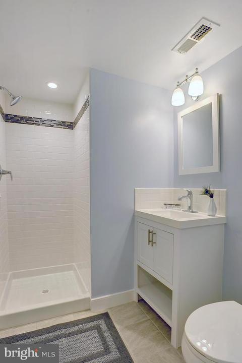 318 17th St NE, Washington, DC 20002 photo 20