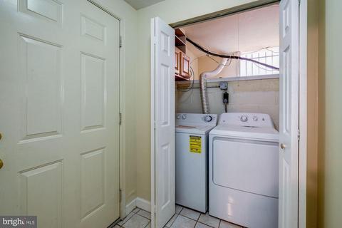 411 6th St SE, Washington, DC 20003 photo 17