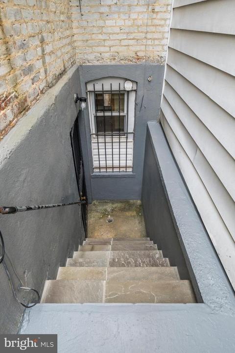 411 6th St SE, Washington, DC 20003 photo 20