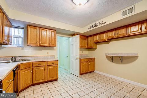 411 6th St SE, Washington, DC 20003 photo 14
