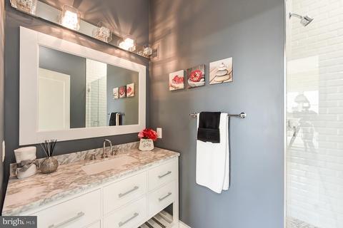 1009 17th St NE #11, Washington, DC 20002 photo 17