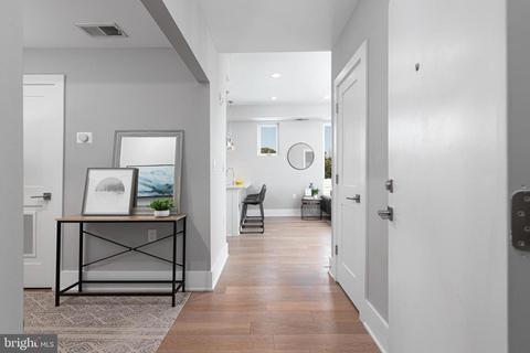 1112 Montello Ave NE #401, Washington, DC 20002 photo 2