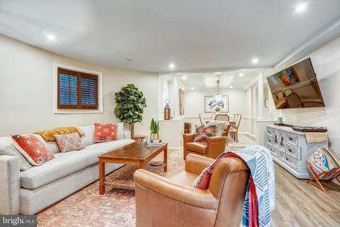 1200 E Capitol St NE #1, Washington, DC 20002 photo 2