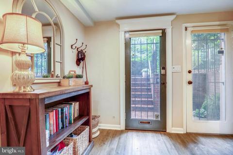 1200 E Capitol St NE #1, Washington, DC 20002 photo 3