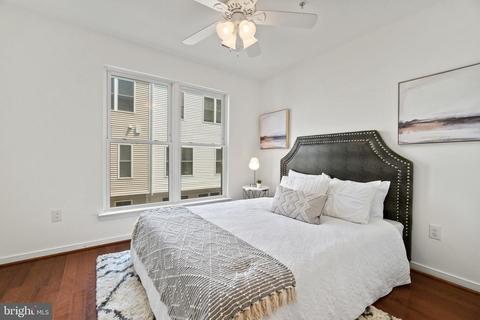 349 L St SE, Washington, DC 20003 photo 22