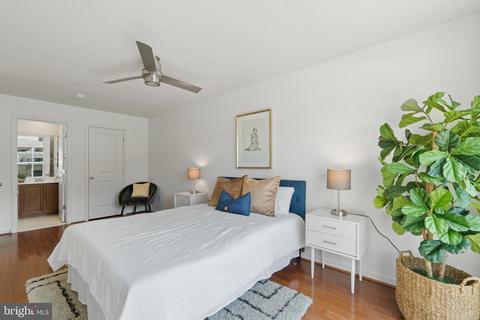 349 L St SE, Washington, DC 20003 photo 16