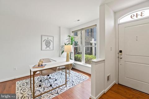 349 L St SE, Washington, DC 20003 photo 2