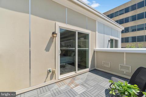 349 L St SE, Washington, DC 20003 photo 26