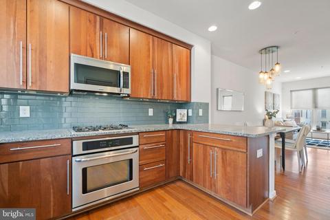 349 L St SE, Washington, DC 20003 photo 12