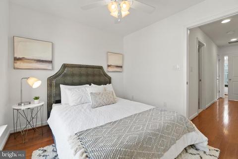 349 L St SE, Washington, DC 20003 photo 21