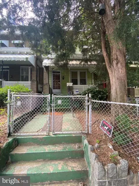 43 T St NE, Washington, DC 20002