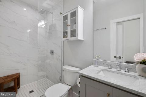 1663 Gales St NE #2, Washington, DC 20002 photo 12