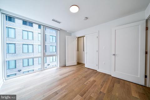 37 L St SE #507, Washington, DC 20003 photo 7