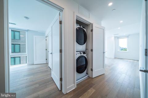 37 L St SE #507, Washington, DC 20003 photo 8
