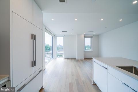 37 L St SE #507, Washington, DC 20003 photo 2