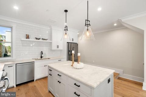 1330 K St SE #1, Washington, DC 20003 photo 8