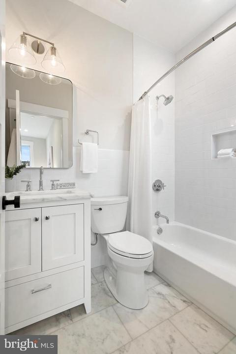 1330 K St SE #2, Washington, DC 20003 photo 35