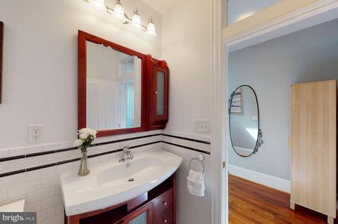 1222 Constitution Ave NE, Washington, DC 20002 photo 22
