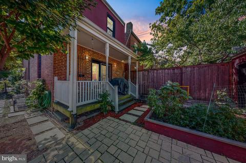 1222 Constitution Ave NE, Washington, DC 20002 photo 2