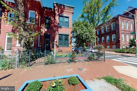 1222 Constitution Ave NE, Washington, DC 20002 photo 4