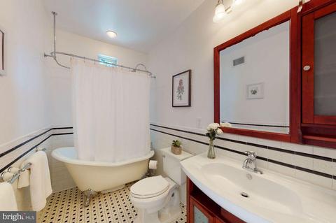 1222 Constitution Ave NE, Washington, DC 20002 photo 21