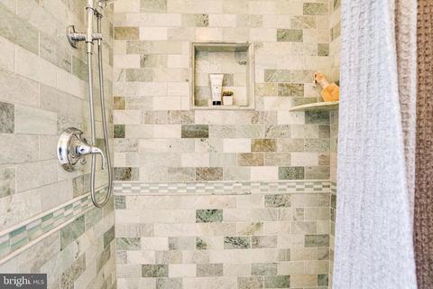 153 V St NE, Washington, DC 20002 photo 41