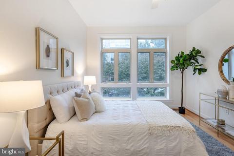 2363 Champlain St NW #A, Washington, DC 20009 photo 21