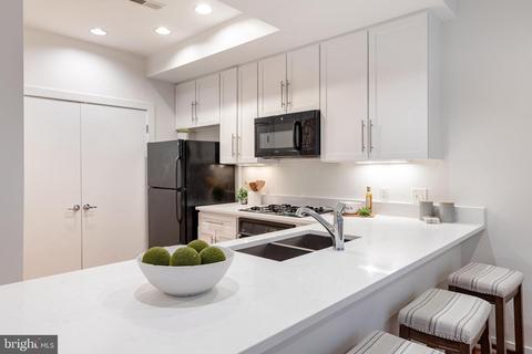 2363 Champlain St NW #A, Washington, DC 20009 photo 6