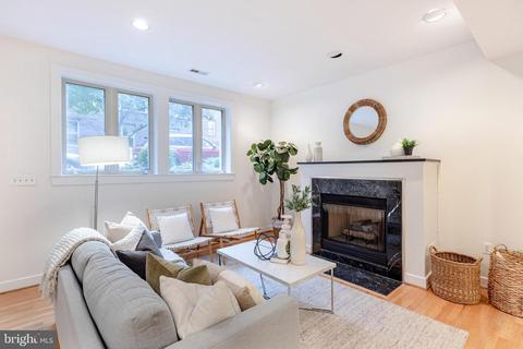 2363 Champlain St NW #A, Washington, DC 20009 photo 11