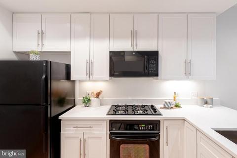 2363 Champlain St NW #A, Washington, DC 20009 photo 8