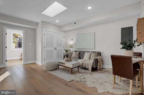 1137 Owen Pl NE #4, Washington, DC 20002 photo 2
