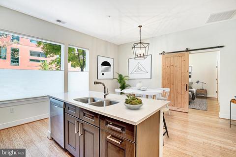 2360 Champlain St NW #1-2, Washington, DC 20009 photo 10