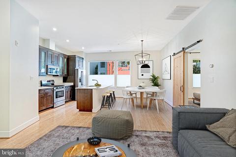 2360 Champlain St NW #1-2, Washington, DC 20009 photo 5