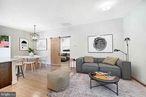 2360 Champlain St NW #1-2, Washington, DC 20009 photo 4