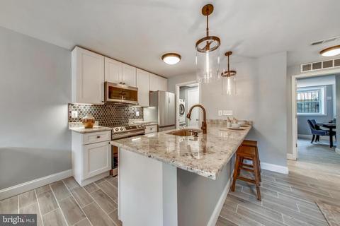 707 NE 8th St NE, Washington, DC 20002 photo 30