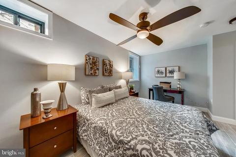 707 NE 8th St NE, Washington, DC 20002 photo 37