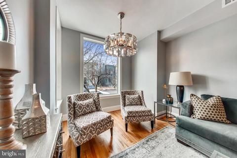 707 NE 8th St NE, Washington, DC 20002 photo 4