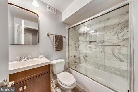 707 NE 8th St NE, Washington, DC 20002 photo 36