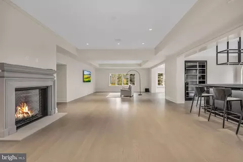 2425 Foxhall Rd NW, Washington, DC 20007 photo 50