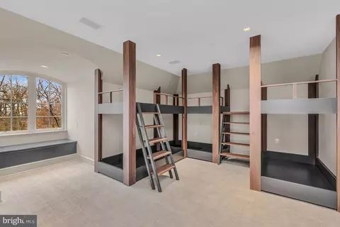 2425 Foxhall Rd NW, Washington, DC 20007 photo 40