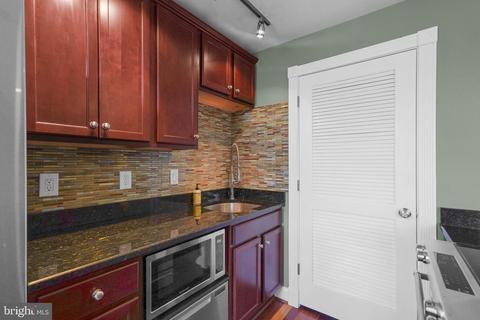 610 3rd St SE #6, Washington, DC 20003 photo 9