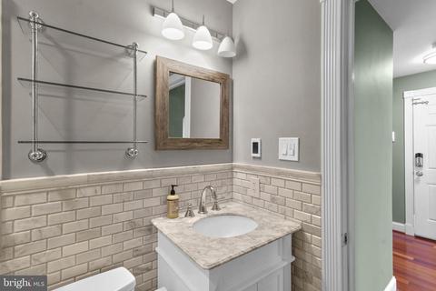 610 3rd St SE #6, Washington, DC 20003 photo 17