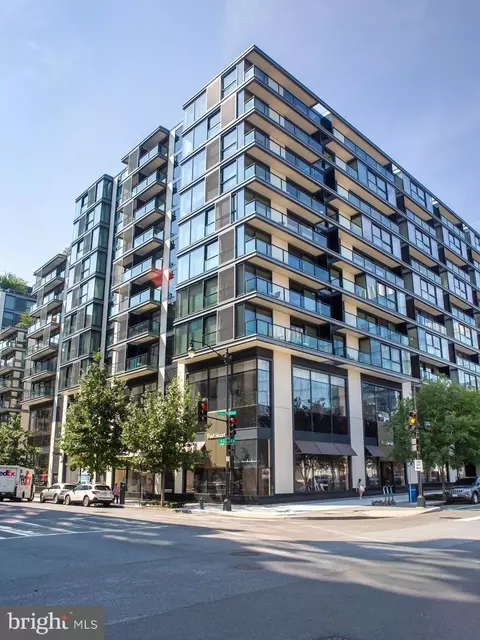 920 I St NW #813, Washington, DC 20001