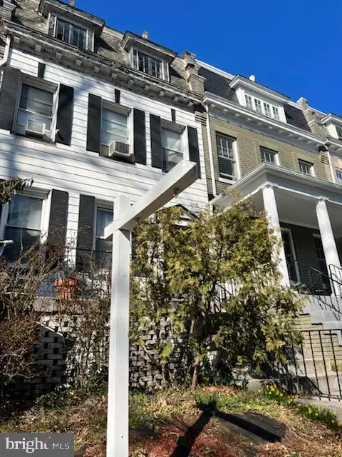 1717 Kenyon St NW, Washington, DC 20010