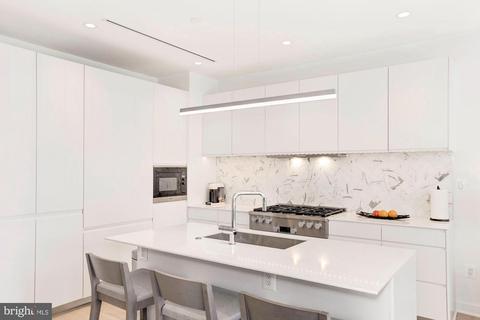 1026 8th St NE #B, Washington, DC 20002 photo 4